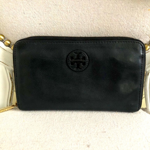 Tory Burch Handbags - TORY BURCH Wallet